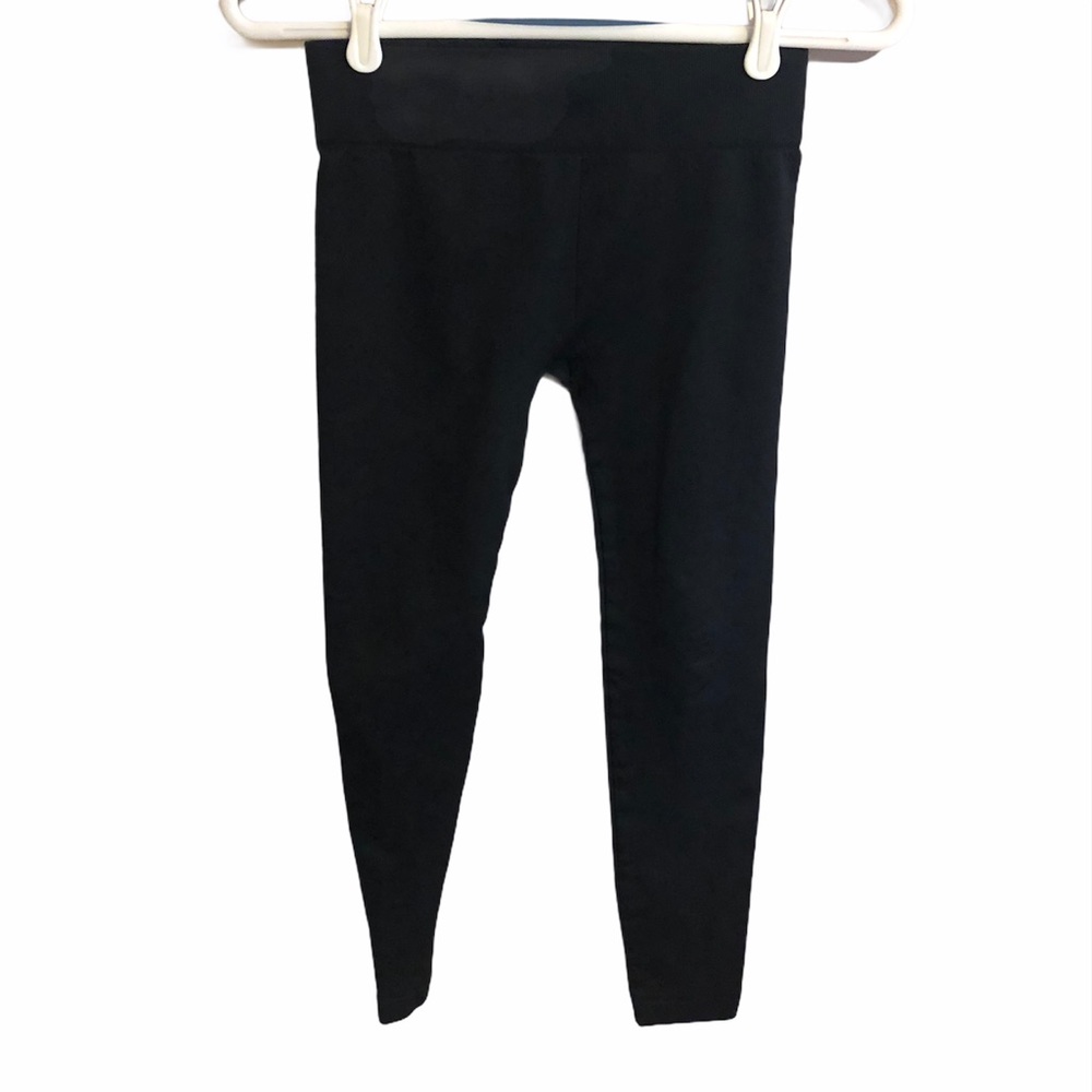 Black leggings